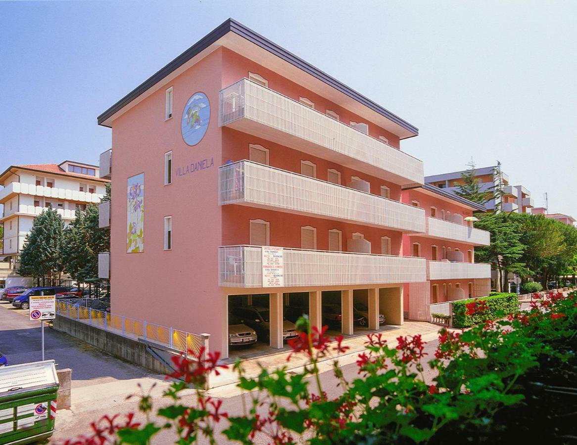 Appartamenti Bianchi Bibione Bagian luar foto